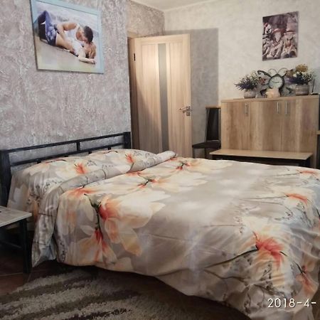 Khmelʼnytsʼkyy Apartment On Sobornaya 58 מראה חיצוני תמונה